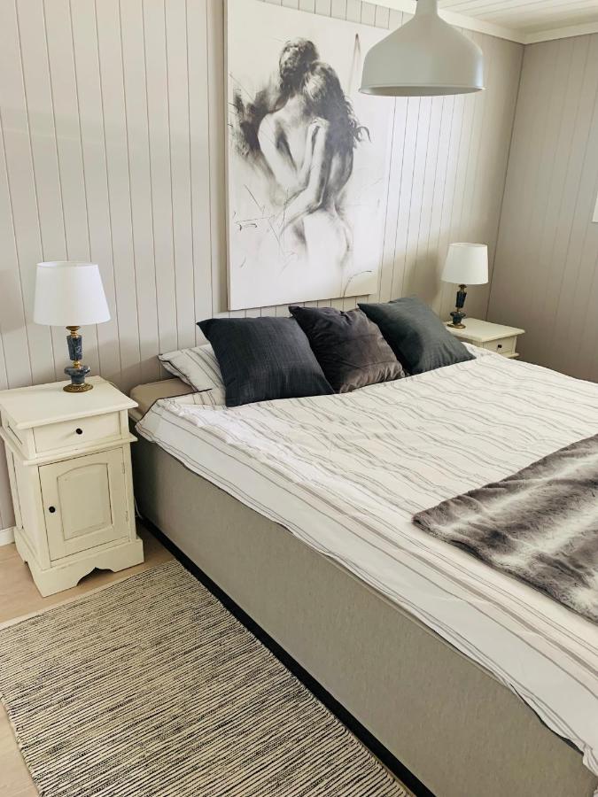 Renovated Sea Facing Cottage On The Eidanger Fjord Пошгрун Екстериор снимка